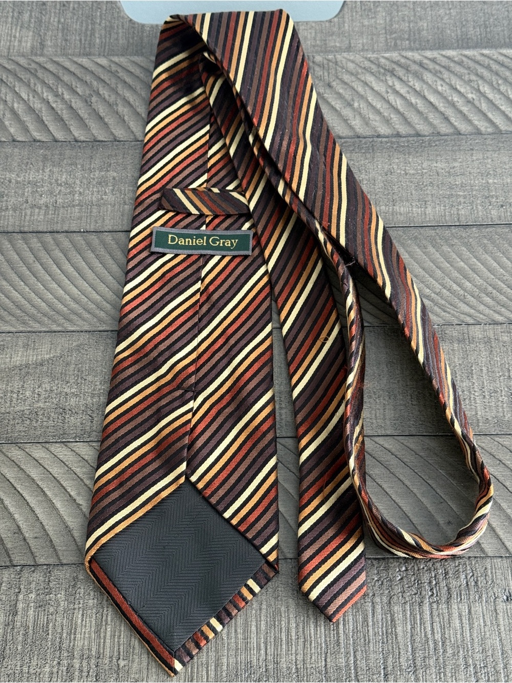 Vintage Daniel Gray Striped Silk Men's Tie in Brown Tones - Picture 3 of 6
